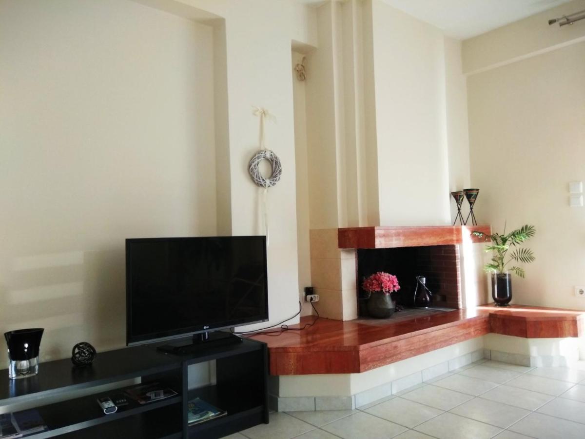 Brilliant House Apartment Volos Bagian luar foto